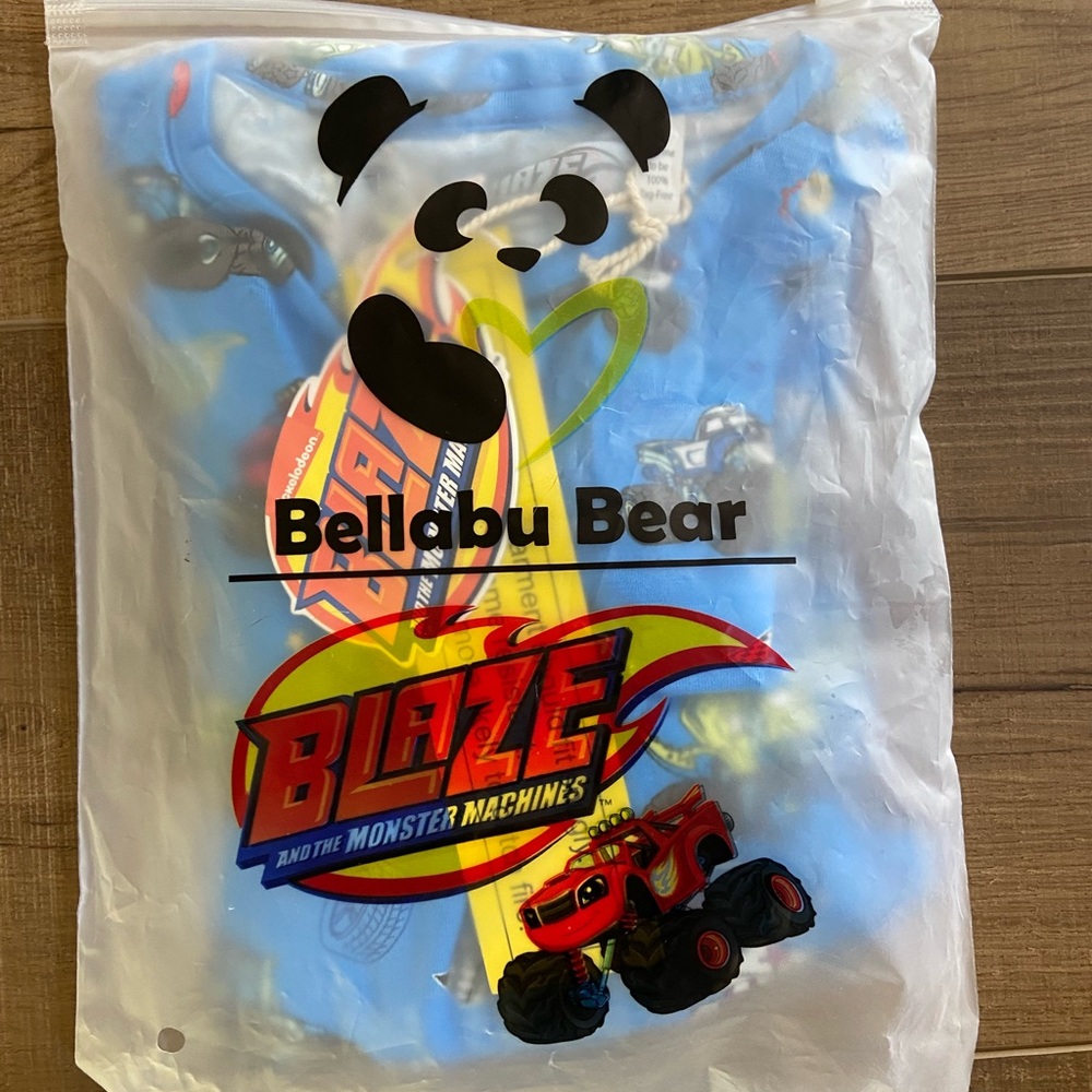 Nickelodeon Blue and Yellow Monster Machines Set